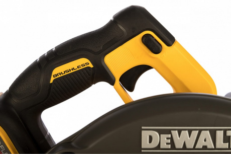 Купить Пила дисковая аккумуляторная DEWALT DCS 576 N фото №8